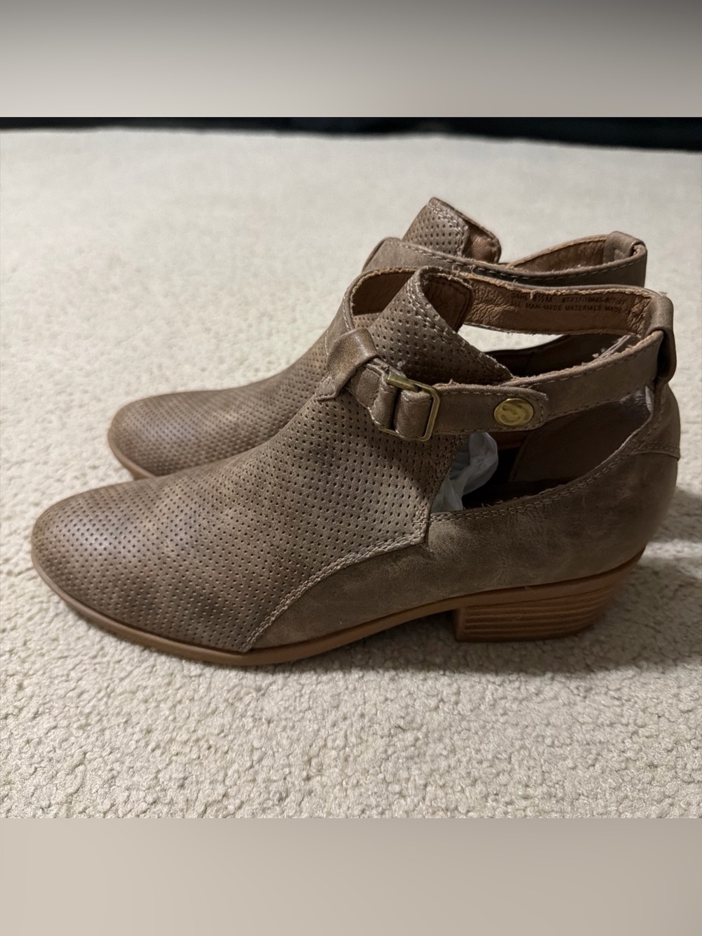 BareTraps Women’s Size 8.5M Gahl Ankle Boots Booties Shoes Heels Brown Tan